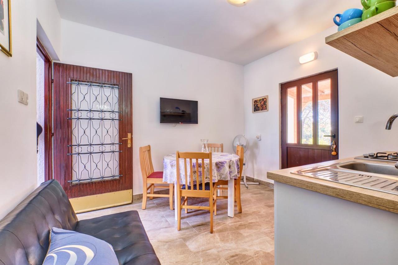 Eco Secluded Apartments Zabodarski Čunski Dış mekan fotoğraf